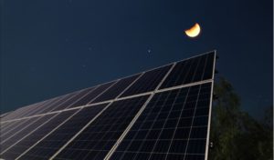 Energia solar à noite